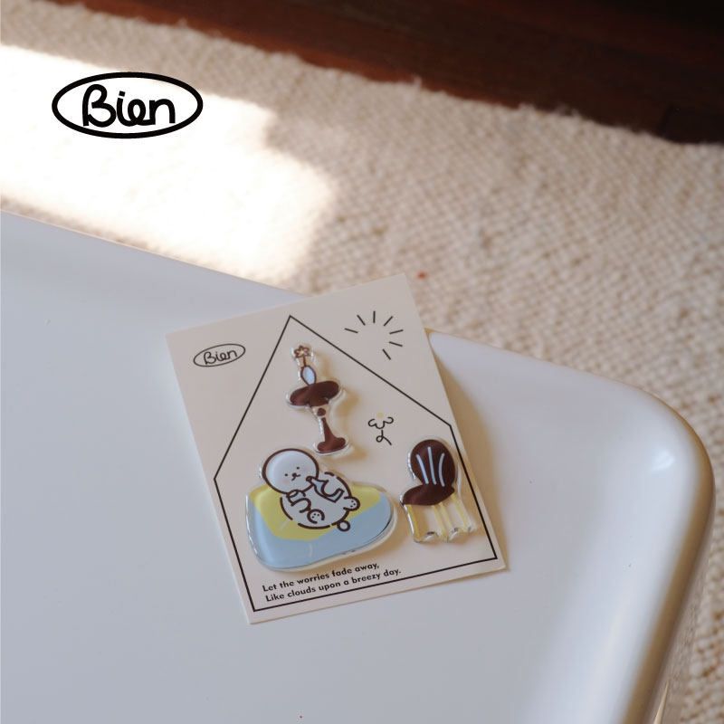 Bien Bear Acrylic Fridge Magnet