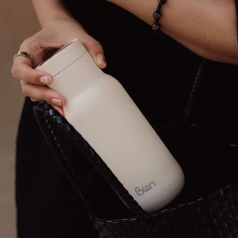Portable Insulated Cup with One-Touch Press Lid